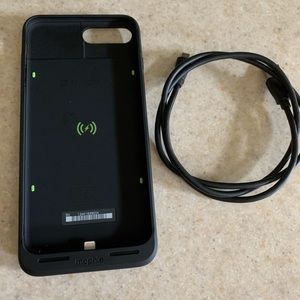 Mophie charger for iPhone 7+ & 8+.